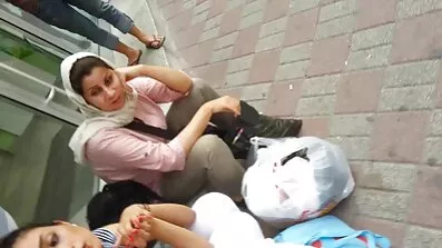 বেহায়া tits সঙ্গে দুটি sluts একটি বাংলা দেশীসেক্স ত্রয়ী মধ্যে একটি লোক fucked