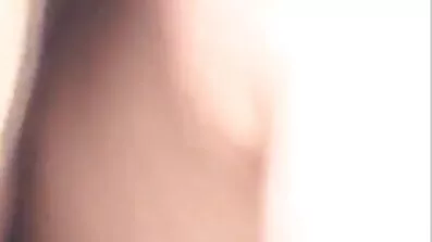 স্টকিংস মধ্যে স্বর্ণকেশী যৌন জন্য বড় boobs সঙ্গে নিরাপত্তা বাংলা সেক্স ভিডিও প্রহরী প্রলুব্ধ