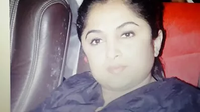 একটি বাংলা আন্টি সেক্স ভিডিও বন্ধু বাথরুমে গিয়ে একটি রোগা মেয়েকে ভগ দিয়ে চুদলো