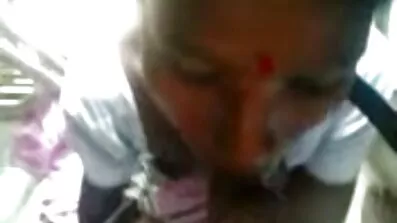 স্বর্ণকেশী একটি গভীর blowjob সঙ্গে লোক pampers বাংলা এইচডি সেক্স ভিডিও যাতে তিনি তাকে fucks