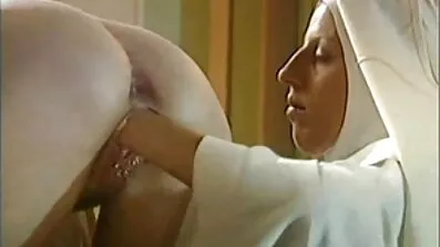 বড় boobs সঙ্গে তিনটি লেসবিয়ান বাংলা চৈতালি সেক্স ভিডিও ম্যাসেজ পরে একে অপরকে fucked