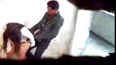 একটি টাক লোক একটি দেশের ভিলায় পাছার মধ্যে একটি বাংলা মেয়েদের sex পাতলা স্লাটকে হাতুড়ি দেয়