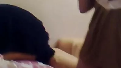 পিয়ানো বাজাতে শেখার পরিবর্তে, প্রতিবেশীর লোকটি বাঁড়া বাংলা সেক্স ভিডিও download দিয়ে একটি বড় মোরগ দিয়ে চর্মসারকে স্প্যাঙ্ক করে।